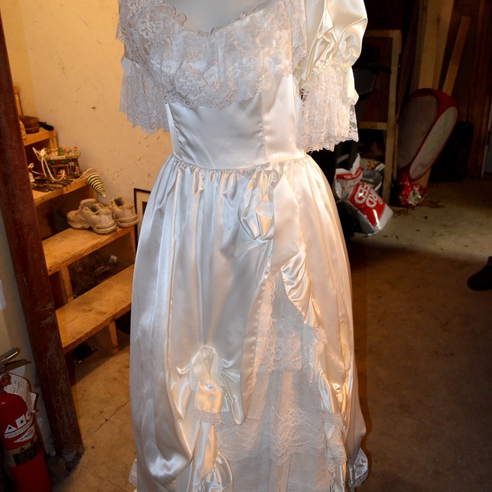 Vintage Wedding Dress